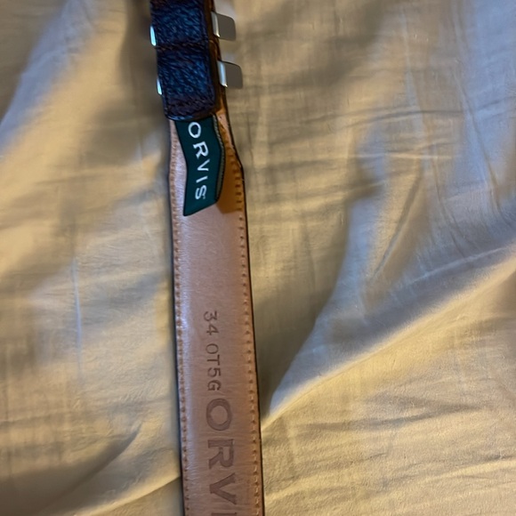 Orvis 34 belt- like new! - Picture 3 of 4